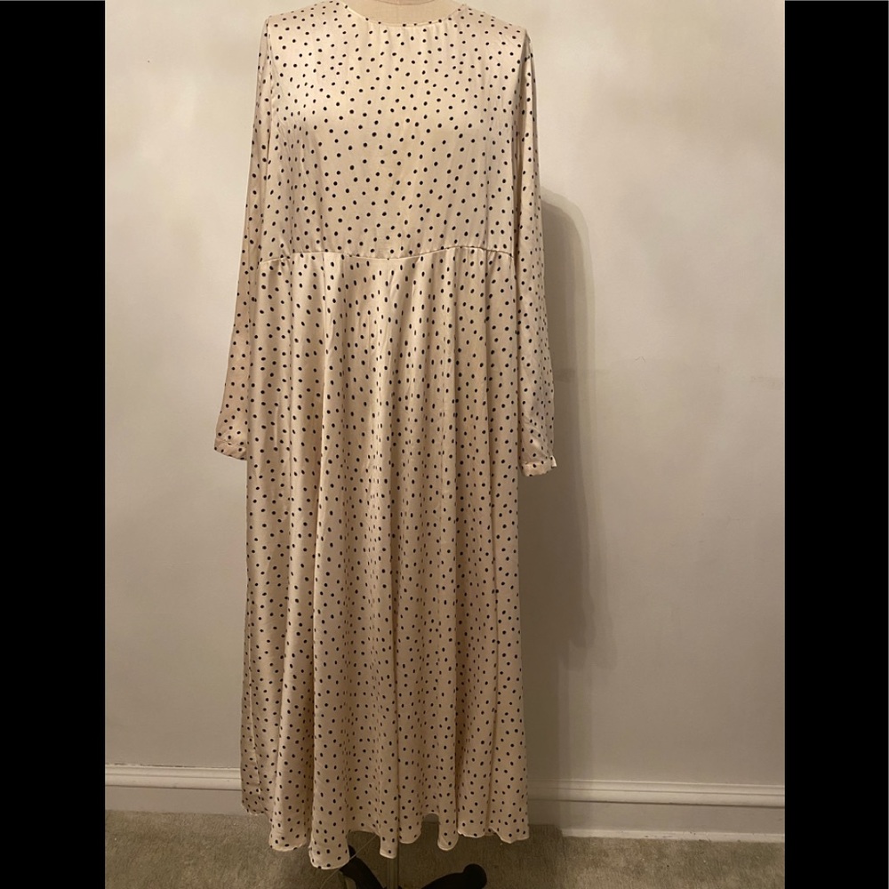 Zara Dress been worn once